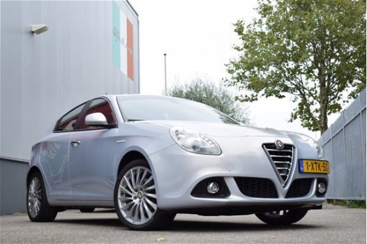 Alfa Romeo Giulietta - 1.4 T Distinctive Lusso TCT 170 pk NAP - 1