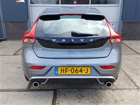 Volvo V40 - 2.0 D2 R-Design Business, Airco, Xenon, Navigatie, Telefoon, Full options - 1