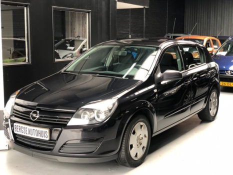 Opel Astra - 1.6 Enjoy 2004 Airco Cruise Orange NW APK - 1