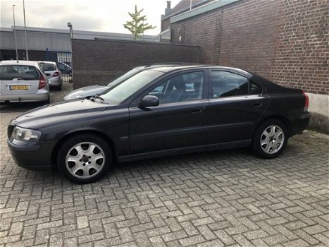 Volvo S60 - 2.4 Edition - 1