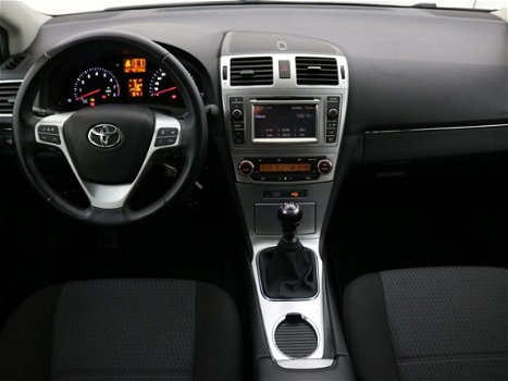 Toyota Avensis Wagon - 1.8 Aspiration - 1