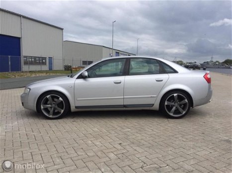 Audi A4 - 3.0 Exclusive MT - 1