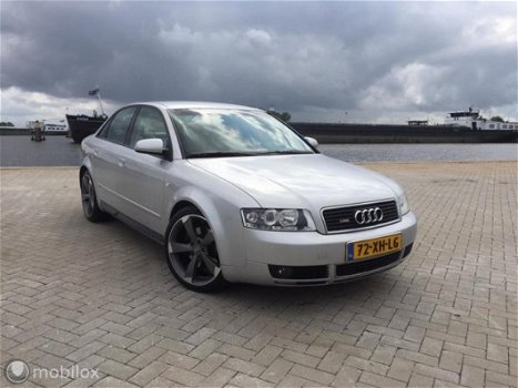 Audi A4 - 3.0 Exclusive MT - 1