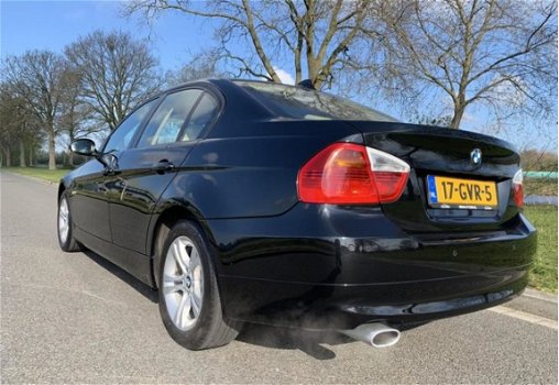 BMW 3-serie - 318i Business Line - 1