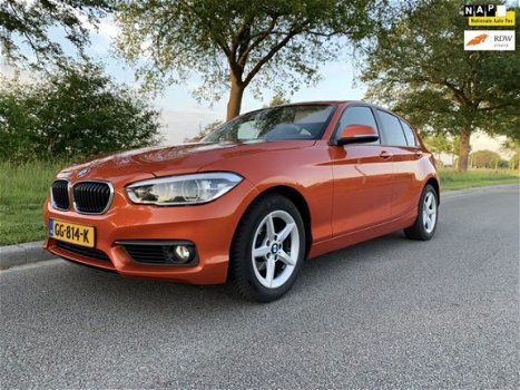 BMW 1-serie - 118d Essential automaat, nav, bomvol optie's - 1