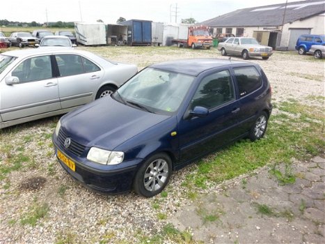 Chrysler Stratus - 2.5i V6 LX Convertible - 1