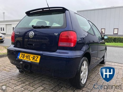 Volkswagen Polo - 1.4-16V Trendline - 1