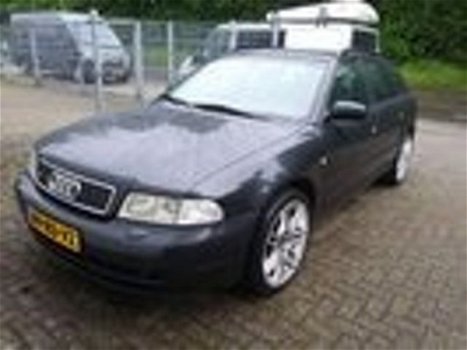 Audi A4 Avant - 2.7 V6 q S4 Advance - 1