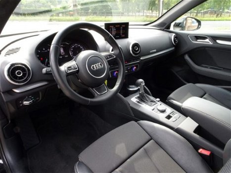 Audi A3 Sportback - 1.4 TFSI Ambition Pro Line Aut. S-Line g-tron Navigatie / Bi-Xenon - 1