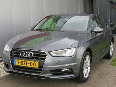 Audi A3 Limousine - 1.4 TFSI CoD Ambiente Pro Line Plus Xenon Navi Leder Clima PDC LMV - 1