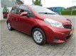 Toyota Yaris - 1.3 VVT-i Now Airco, elektrische ramen & metallic lak - 1 - Thumbnail