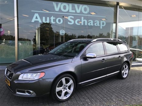 Volvo V70 - 2.0T R-Edition Automaat Camera Spoiler Navigatie Stoelverwarming - 1