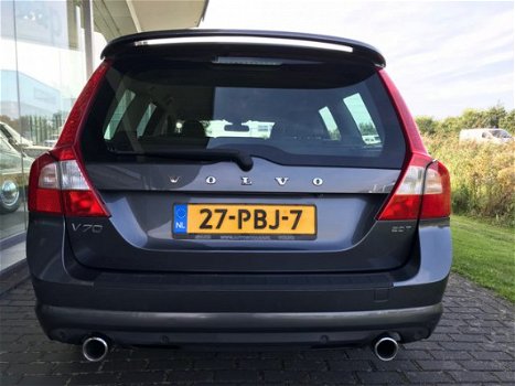 Volvo V70 - 2.0T R-Edition Automaat Camera Spoiler Navigatie Stoelverwarming - 1