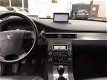 Volvo V70 - 2.5T Momentum 200pk trekhaak Pdc Navigatie - 1 - Thumbnail