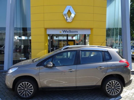 Peugeot 2008 - 1.2 PURETECH ACTIVE 1e Eig., Nav. Panorama Dak - 1