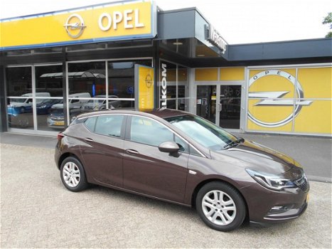 Opel Astra - 1.0 Turbo Business+ AGR, PDC, Camera - 1