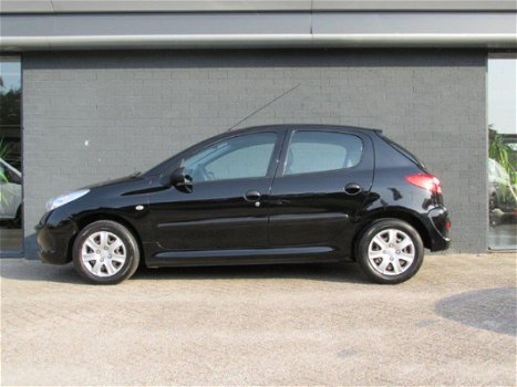 Peugeot 206 - 1.1 Accent | 1e eigenaar | Airco | 5-deurs - 1