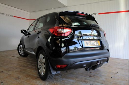 Renault Captur - 0.9 TCe Expression/navigatie/trekhaak/isofix - 1