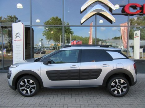 Citroën C4 Cactus - PURETECH 110 SHINE NAVI/CLIMA/17