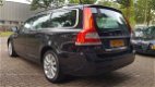 Volvo V70 - 2.0 T4 190PK, 1e Eig, Xenon, PDC, Navi - 1 - Thumbnail