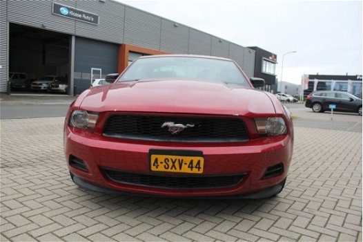 Ford Mustang - GT 3.7 V6 Coupe - 1