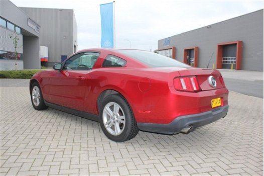 Ford Mustang - GT 3.7 V6 Coupe - 1