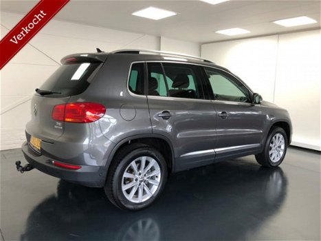 Volkswagen Tiguan - 1.4 TSI Sport&Style Trekhaak Navi - 1