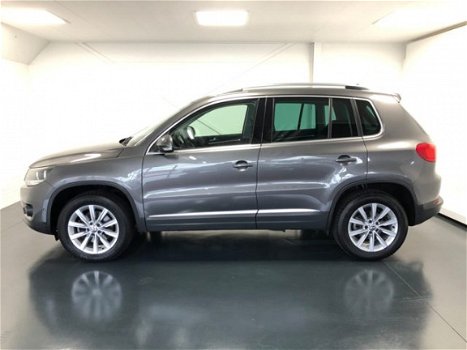 Volkswagen Tiguan - 1.4 TSI Sport&Style Trekhaak Navi - 1