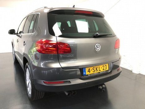 Volkswagen Tiguan - 1.4 TSI Sport&Style Trekhaak Navi - 1