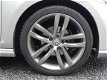 Volkswagen Golf - 1.2 TSI 110 pk R-Line (Navi, Led, Clima, LM, Pdc) - 1 - Thumbnail