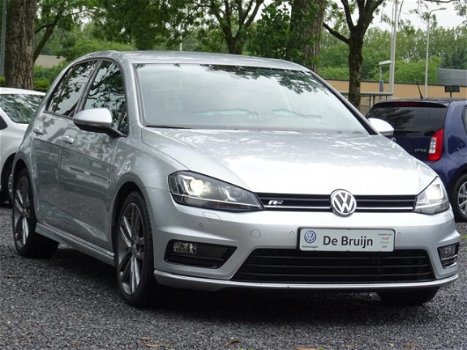 Volkswagen Golf - 1.2 TSI 110 pk R-Line (Navi, Led, Clima, LM, Pdc) - 1