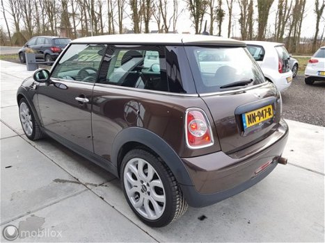 Mini Mini Cooper - 1.6i 72kw One, Airco, 17 LMV - 1