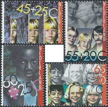 Postzegels Nederland - 1981 Kinderzegels, integratie (serie) - 1