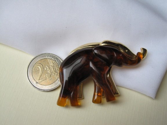 Broche Liz Claiborne goudkleurig en cognackleurige olifanten6.5x3.9 cm - Afbeelding 6