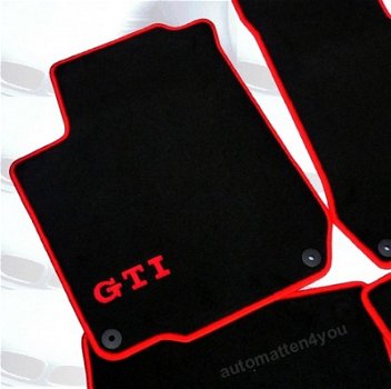 Automatten Voor u Golf GTI met prachtig logo - 1