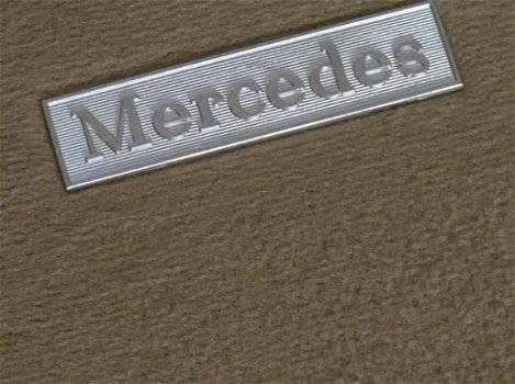 Pasvorm Automatten mercedes E klasse met logo - 1