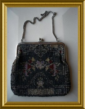 Oud tasje met kraaltjes // vintage beaded purse - 1