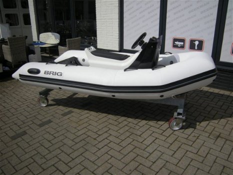 Brig Falcon 330 Sport (met Jockeyconsole) - 1