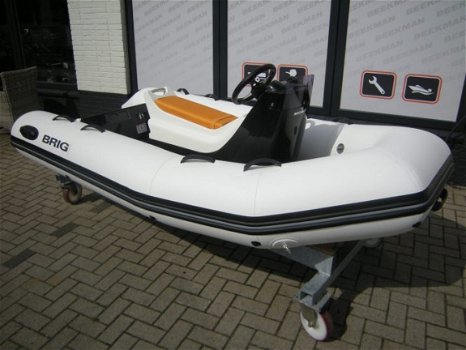 Brig Falcon 330 Sport (met Jockeyconsole) - 1