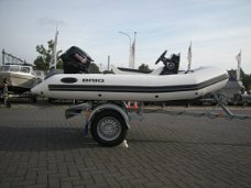 Brig Falcon 330 Sport (met Jockeyconsole)