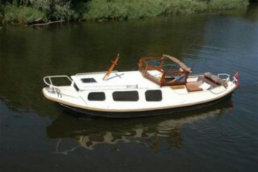 Zalmschouw motorboot - 2