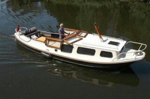 Zalmschouw motorboot - 4