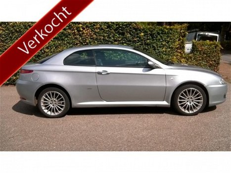 Alfa Romeo GT - 1.9 JTDm 150pk/ Distinctive/ 11-'06/ Uniek org. 142 dkm - 1