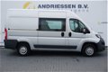 Peugeot Boxer - 2.2 HDI 131PK L2H2 Dubbel Cabine *66.408KM* Airco, Cruise control, Achteruitrijcamer - 1 - Thumbnail