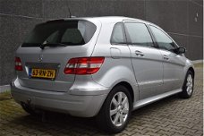 Mercedes-Benz B-klasse - 170 5DRS NL-auto Airco Cruise Trekhaak