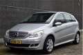 Mercedes-Benz B-klasse - 170 5DRS NL-auto Airco Cruise Trekhaak - 1 - Thumbnail