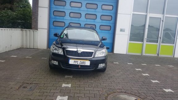 Skoda Octavia Combi - 1.6 TDI Ambition Business Line Dealeronderhouden - 1