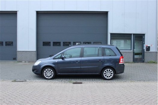 Opel Zafira - 1.8 140PK Navi pdc airco 7 persoons - 1
