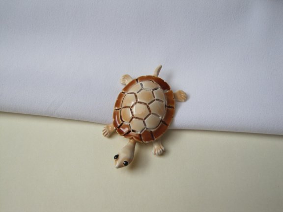 Broche goudkleurig verguld en beige bruin emaille schildpad 4.9x3.0 cm - Afbeelding 5