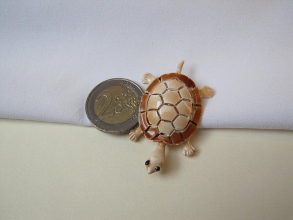 Broche goudkleurig verguld en beige bruin emaille schildpad 4.9x3.0 cm - Afbeelding 4